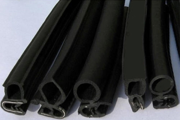 3 wheeler Glass Rubber Beading